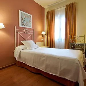2* Otel Murillo